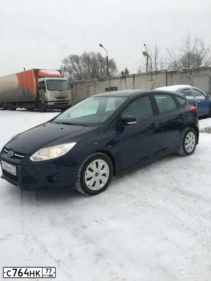 Фото автомобиля FORD FOCUS, 2013 — госномер Р428РА152. Цвет: СИНИЙ ТЕМНЫЙ