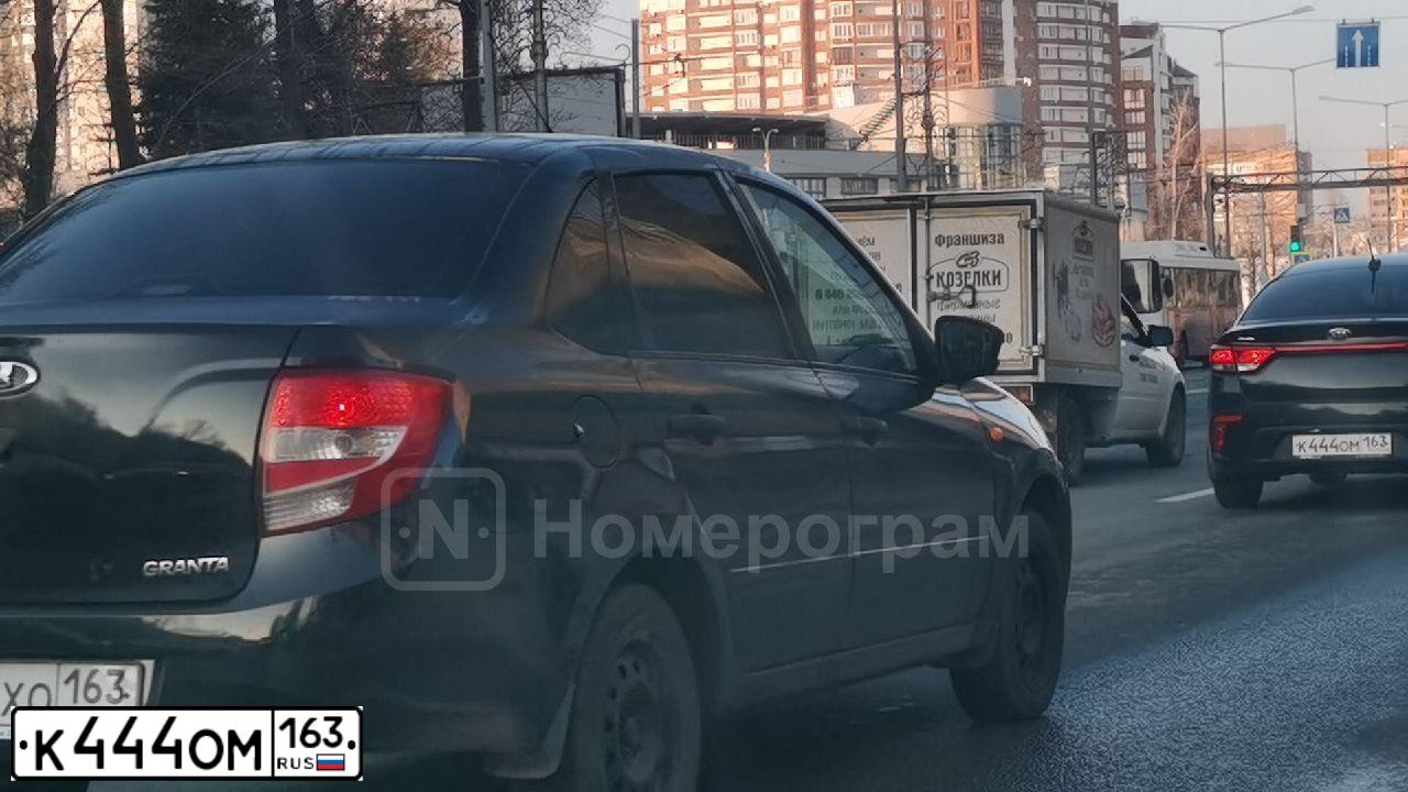 Фото автомобиля LADA 2170 PRIORA, 2008 — госномер Р911КВ163. Цвет: Сине-Черный