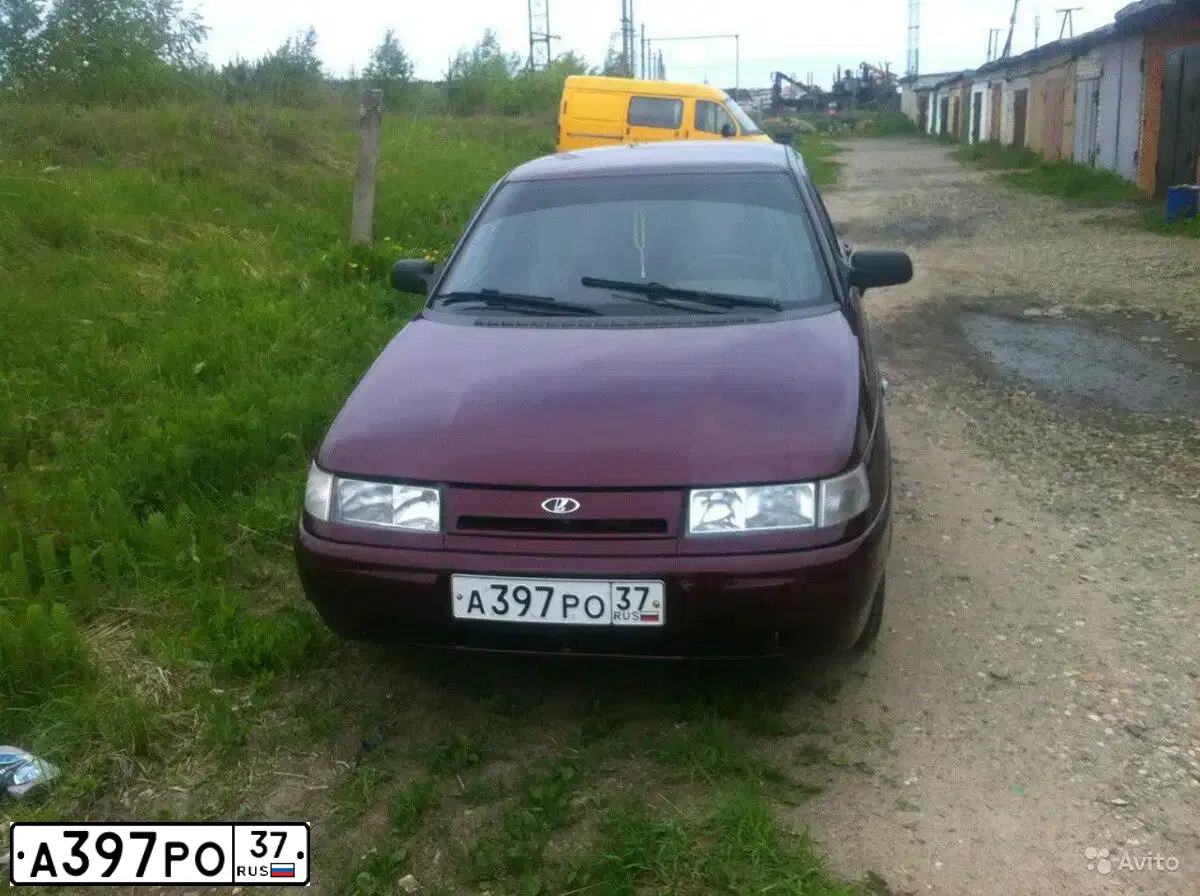 Фото автомобиля LADA 2112 LADA, 2004 — госномер Н406СР33. Цвет: ВИШНЕВЫЙ