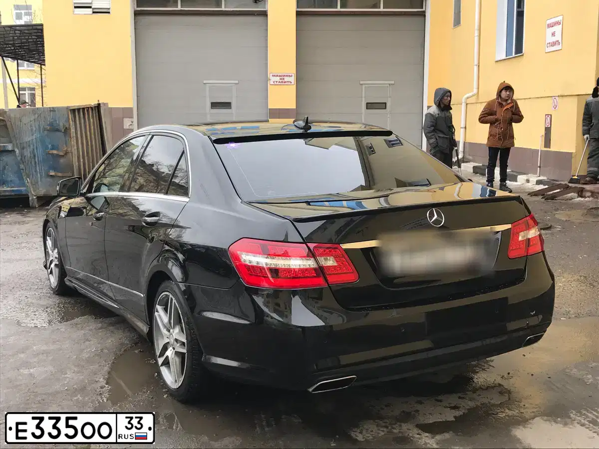 Фото автомобиля LADA 2107, 2007 — госномер В335ОО33. Цвет: ТЕМНО-ВИШНЕВЫЙ