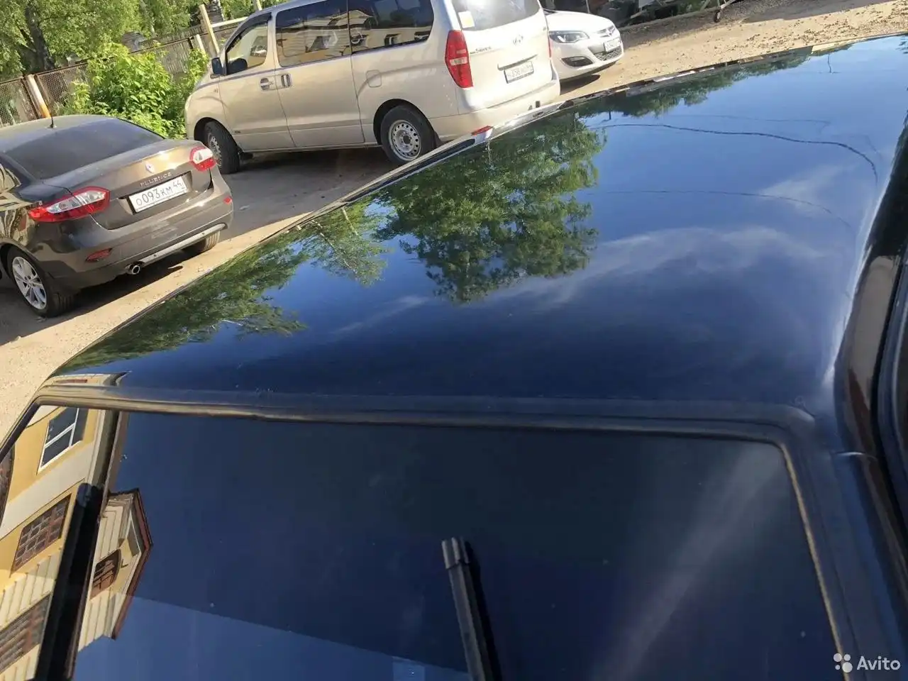 Фото автомобиля RENAULT FLUENCE, 2012 — госномер Н951НС76. Цвет: Коричневый