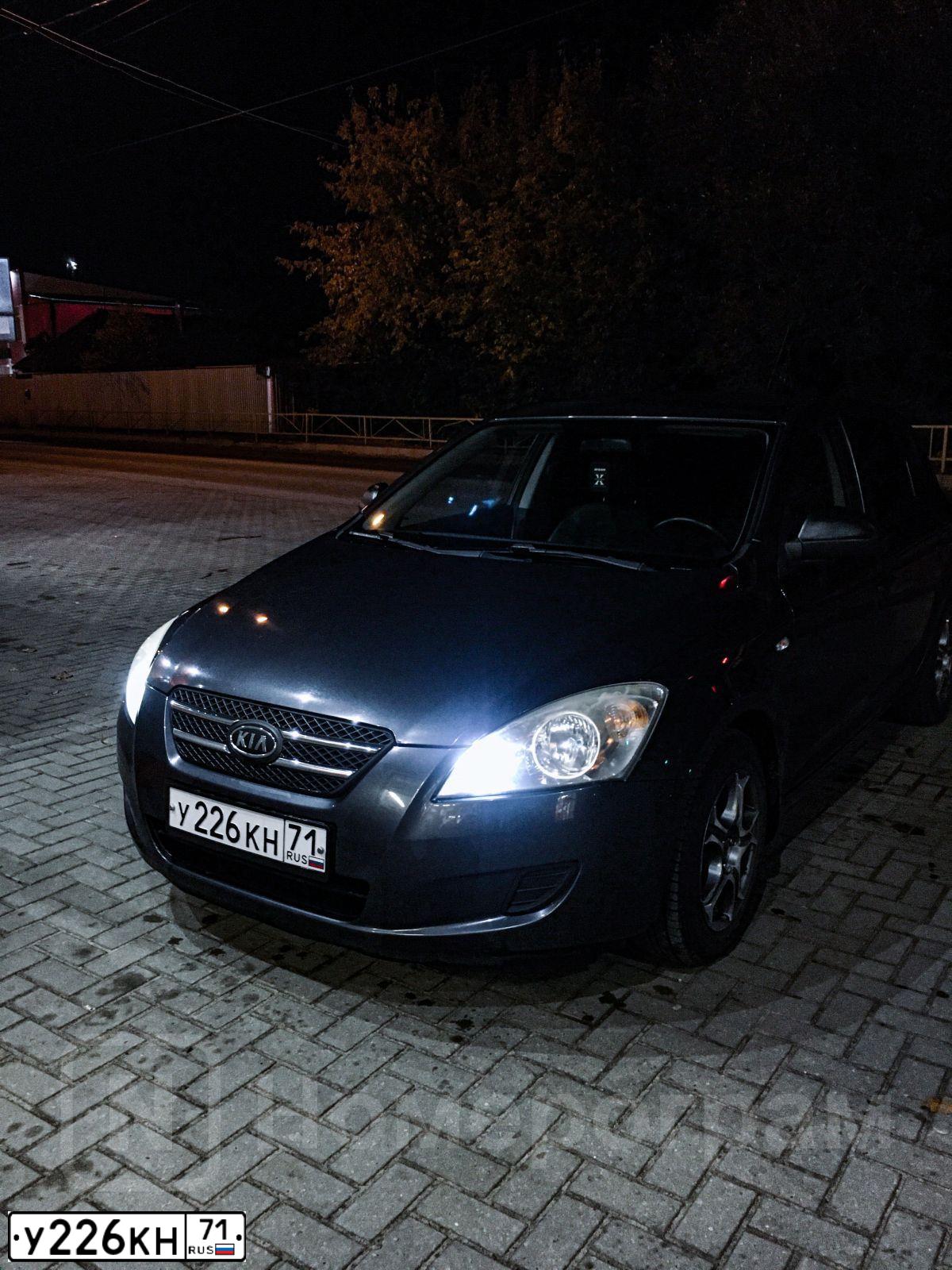 Фото автомобиля KIA CEED, 2009 — госномер У226КН71. Цвет: СЕРЫЙ