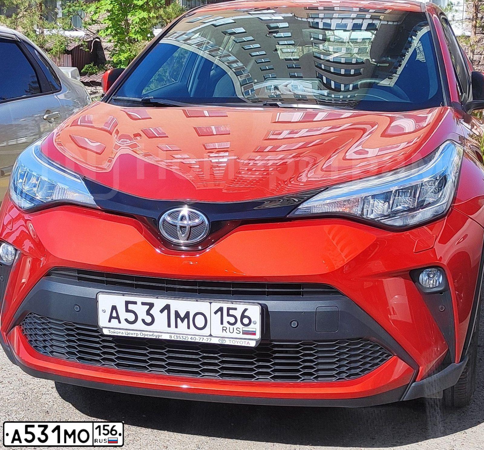 Фото автомобиля TOYOTA C-HR, 2020 — госномер А531МО156. Цвет: Оранжевый
