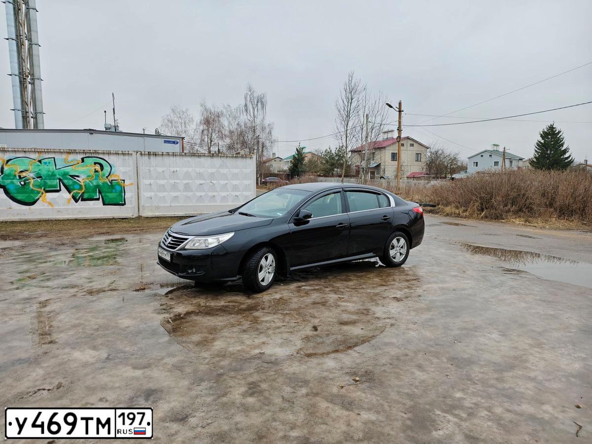 Фото автомобиля RENAULT FLUENCE, 2011 — госномер У469ТМ197. Цвет: Серый