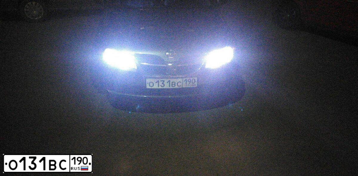 Фото автомобиля NISSAN ALMERA, 2004 — госномер О131ВС190. Цвет: Серый