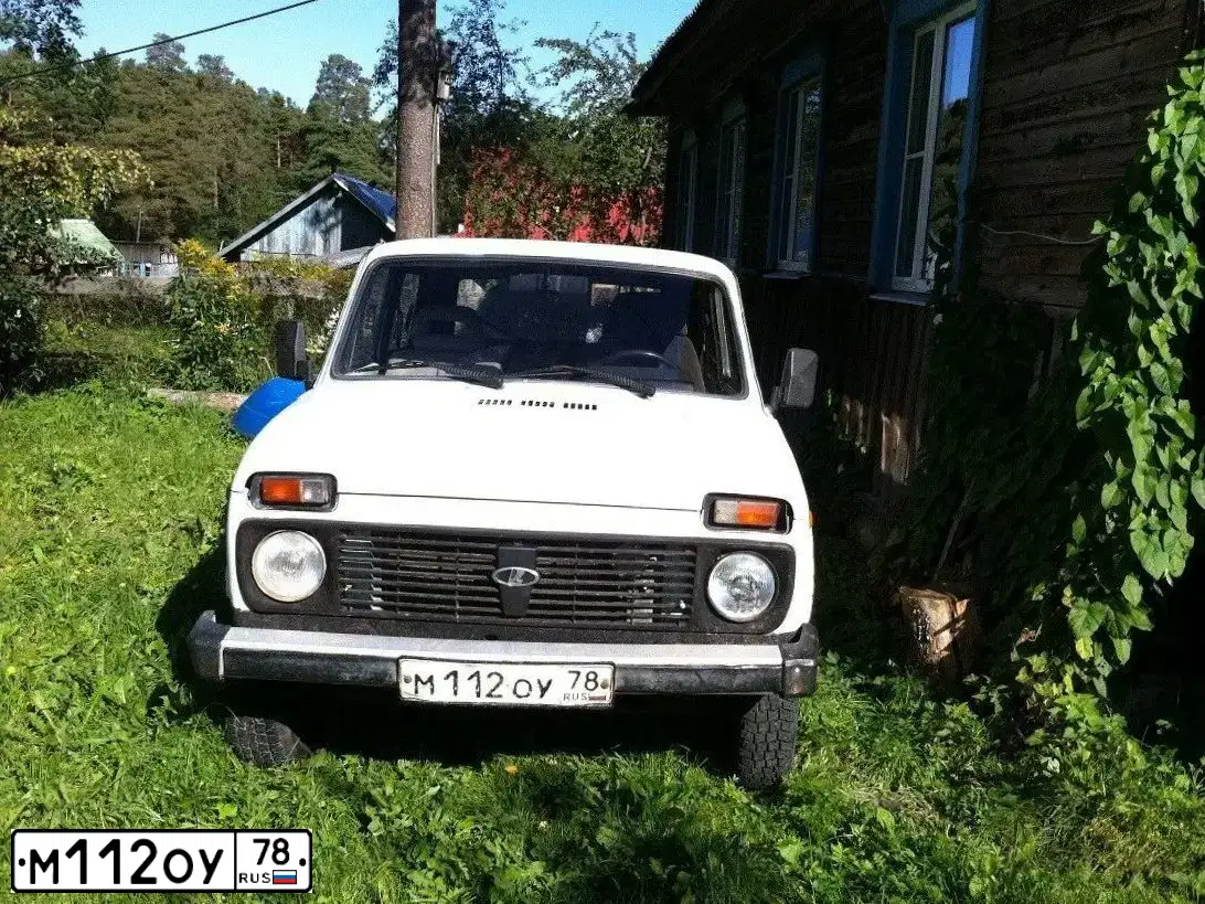 Фото автомобиля LADA NIVA, 1998 — госномер А289ХА147