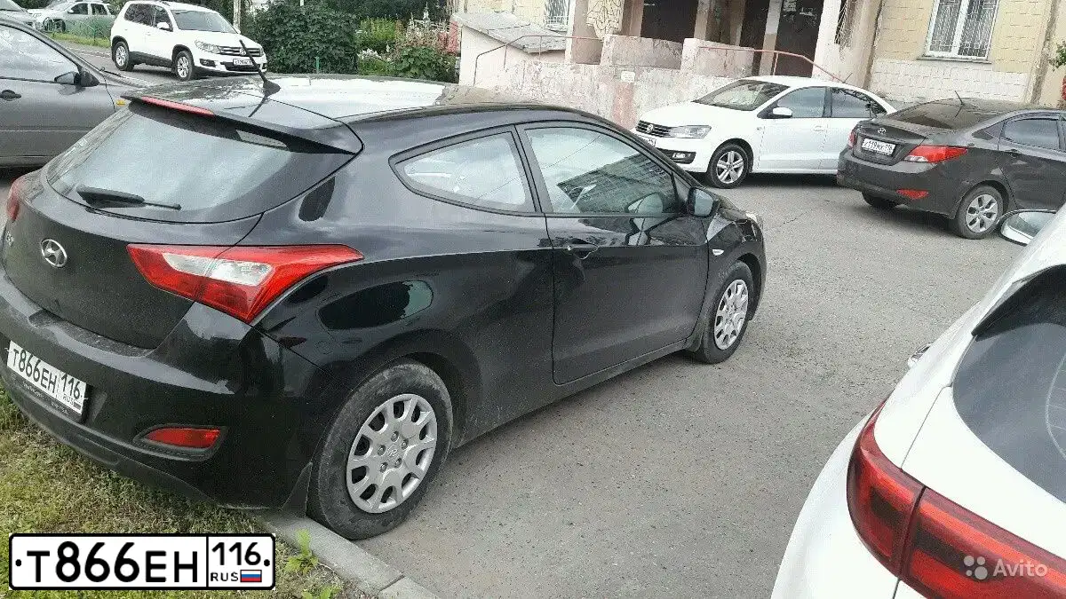 Фото автомобиля HYUNDAI I30, 2013 — госномер Т866ЕН116. Цвет: ЧЕРНЫЙ