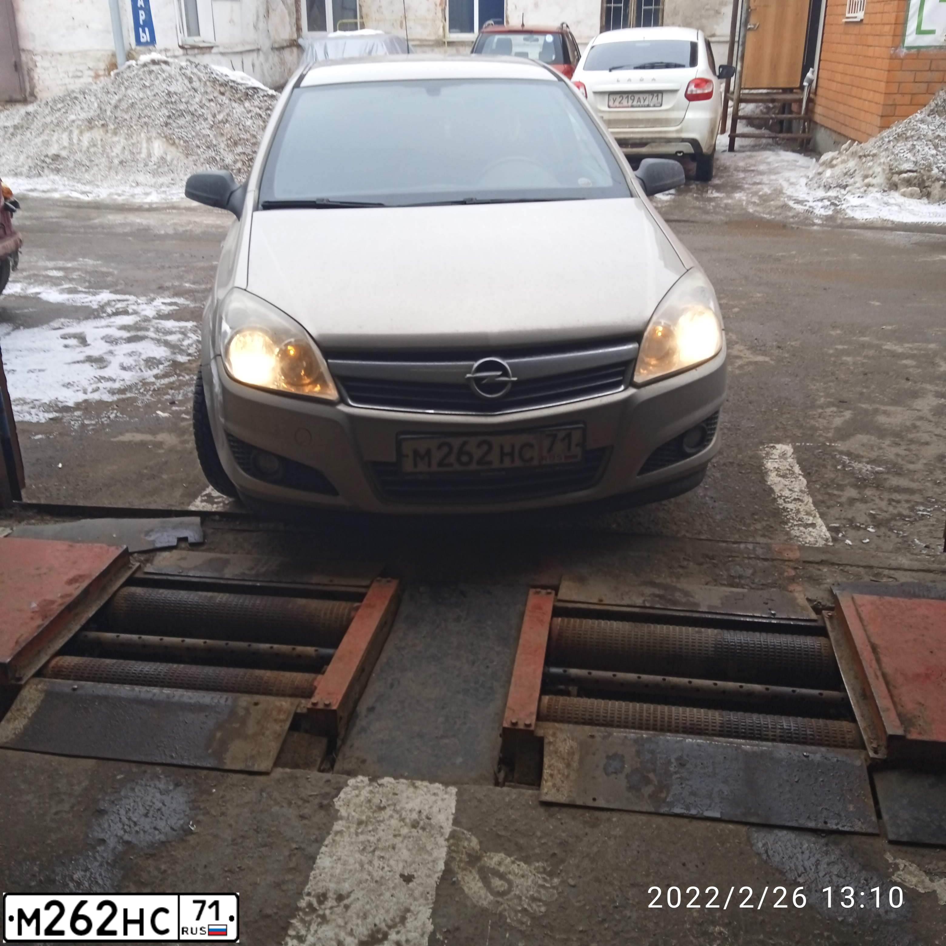 Фото автомобиля OPEL ASTRA, 2008 — госномер О966СВ71. Цвет: БЕЖЕВЫЙ
