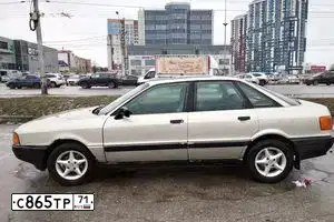 Фото автомобиля AUDI 80, 1987 — госномер Н998УУ33