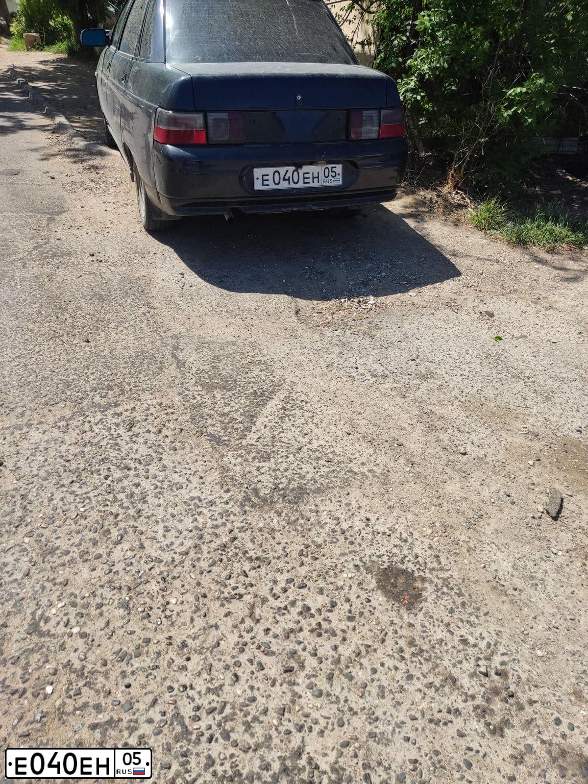 Фото автомобиля LADA 2110, 2006 — госномер Е040ЕН05. Цвет: ГРАФИТОВЫЙ МЕТАЛЛИК