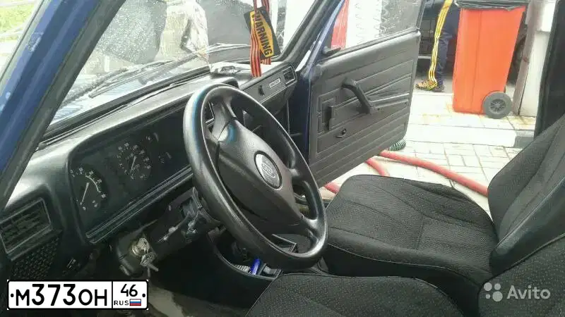 Фото автомобиля LADA 2107, 1995 — госномер В093МХ77. Цвет: СИНИЙ