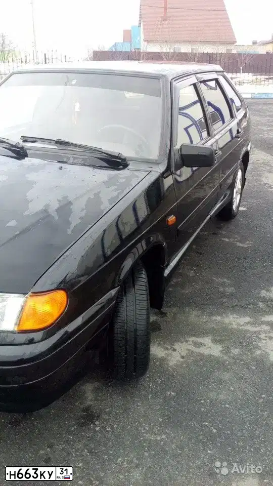 Фото автомобиля LADA 2114 SAMARA, 2012 — госномер Н663КУ31. Цвет: СИНЕ-ЧЕРНЫЙ