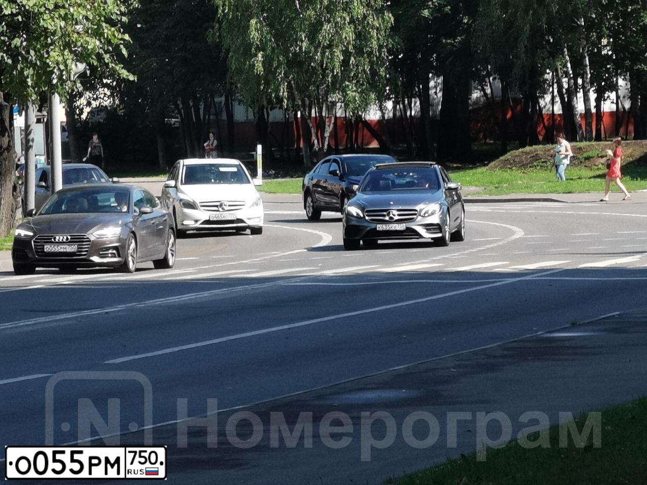 Фото автомобиля AUDI A5, 2017 — госномер О055РМ750. Цвет: Коричневый
