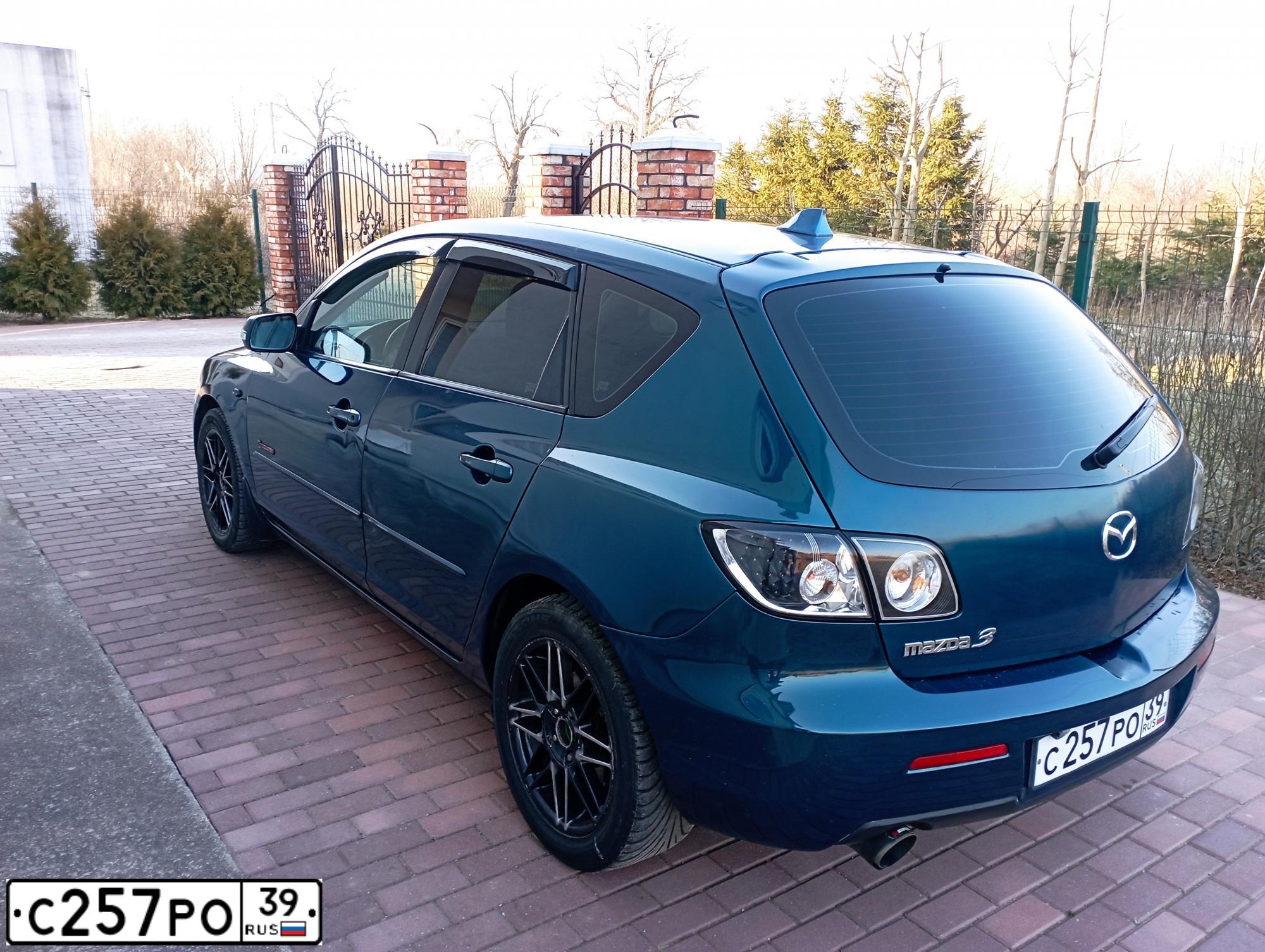 Фото автомобиля MAZDA 3, 2007 — госномер А676МХ178. Цвет: сине-зеленый