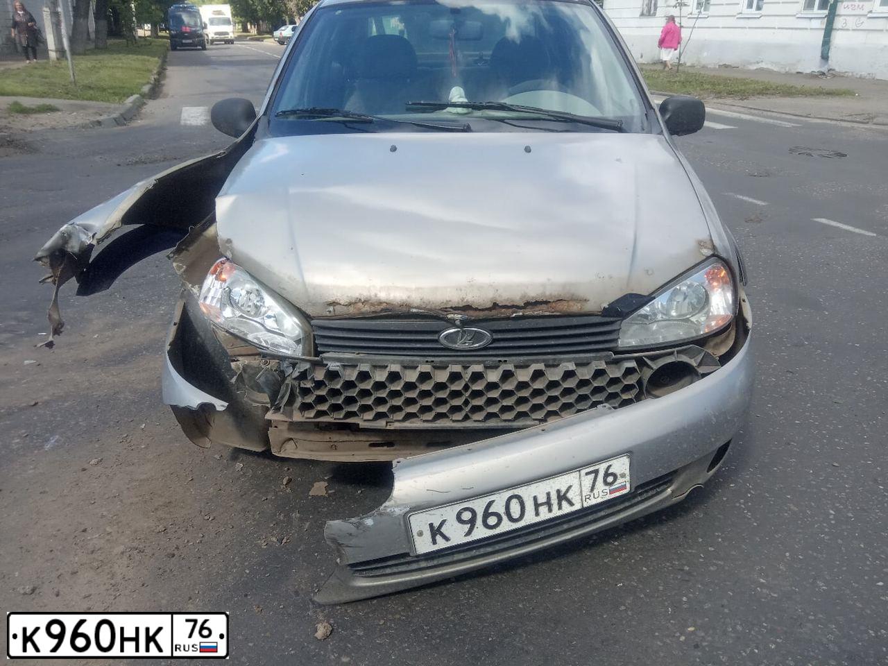 Фото автомобиля LADA KALINA, 2005 — госномер О109ХА44. Цвет: БЕЖЕВЫЙ