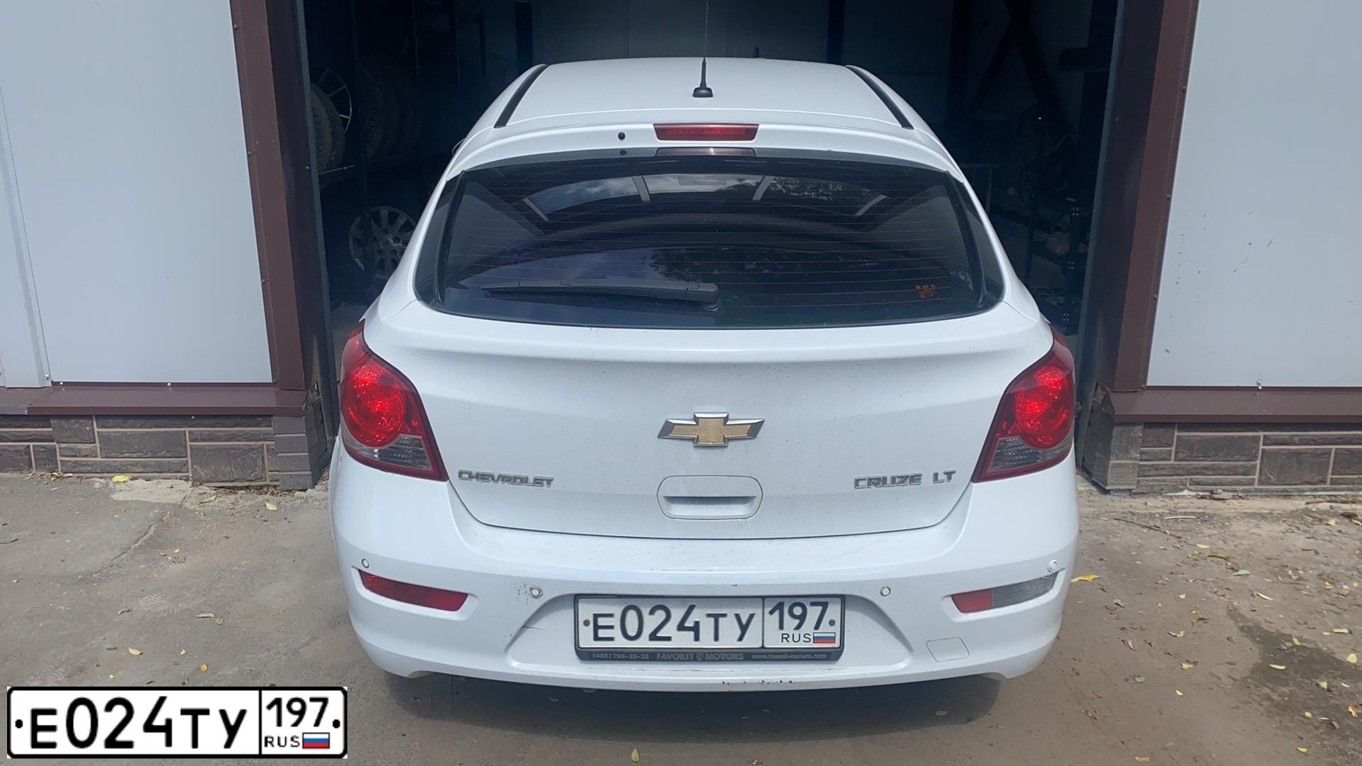 Фото автомобиля CHEVROLET CRUZE, 2012 — госномер Н516ОМ142. Цвет: Белый