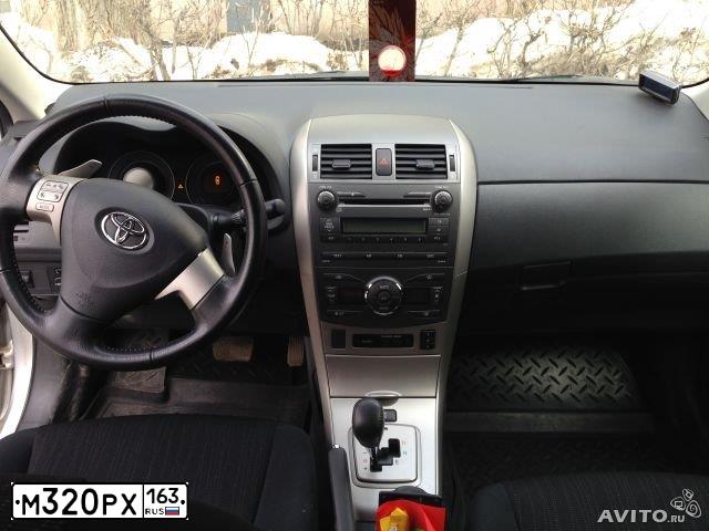 Фото автомобиля TOYOTA COROLLA, 2008 — госномер М320РХ163. Цвет: СЕРЕБРИСТЫЙ
