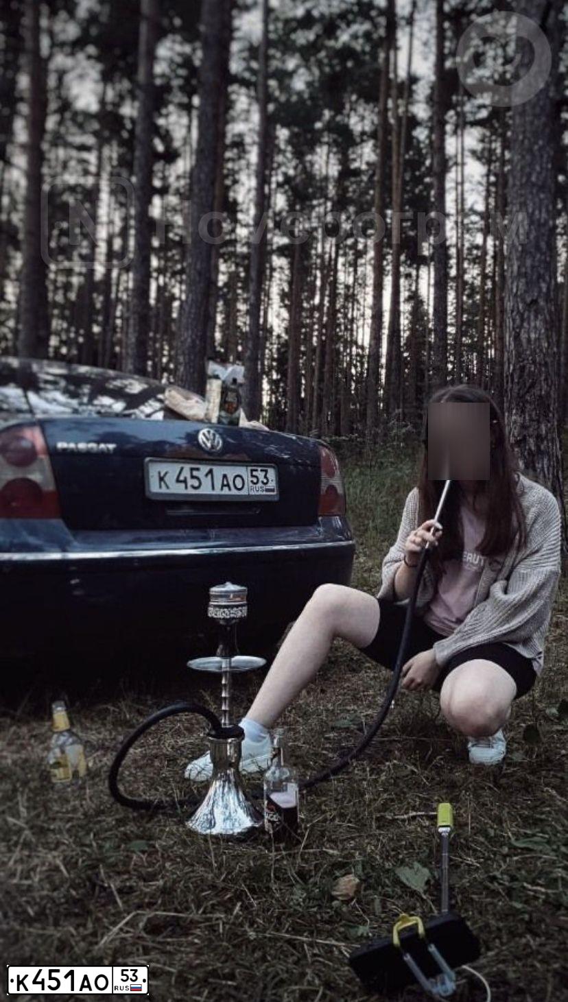Фото автомобиля VOLKSWAGEN PASSAT, 2001 — госномер К451АО53. Цвет: синий