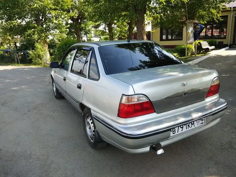 Фото автомобиля HYUNDAI SOLARIS, 2013 — госномер В797КМ774. Цвет: СЕРЕБРИСТЫЙ