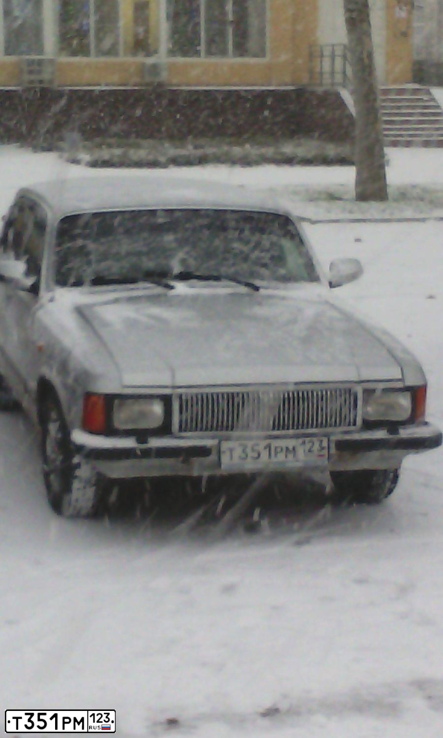 Фото автомобиля GAZ 3102 WOLGA, 2006 — госномер Т992НН76. Цвет: СЕРЕБРИСТЫЙ