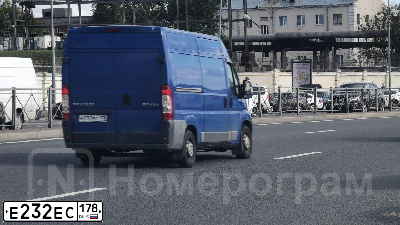 Фото автомобиля VOLKSWAGEN POLO, 2011 — госномер К789ЕХ180. Цвет: синий