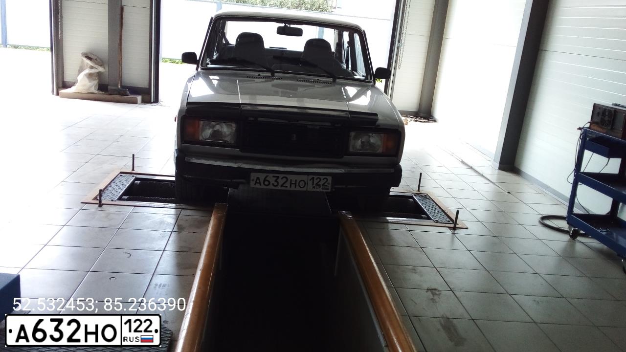 Фото автомобиля LADA 2107 LADA, 2010 — госномер А632НО122. Цвет: Светло-Серебристый металлик