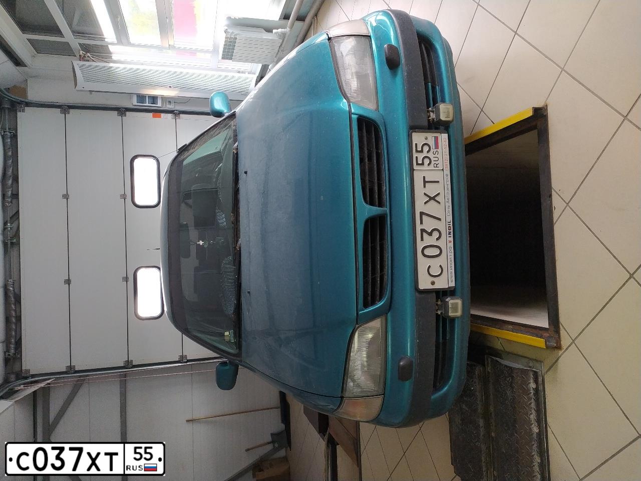 Фото автомобиля TOYOTA CARINA, 1997 — госномер К590ВР774. Цвет: ЗЕЛЕНЫЙ
