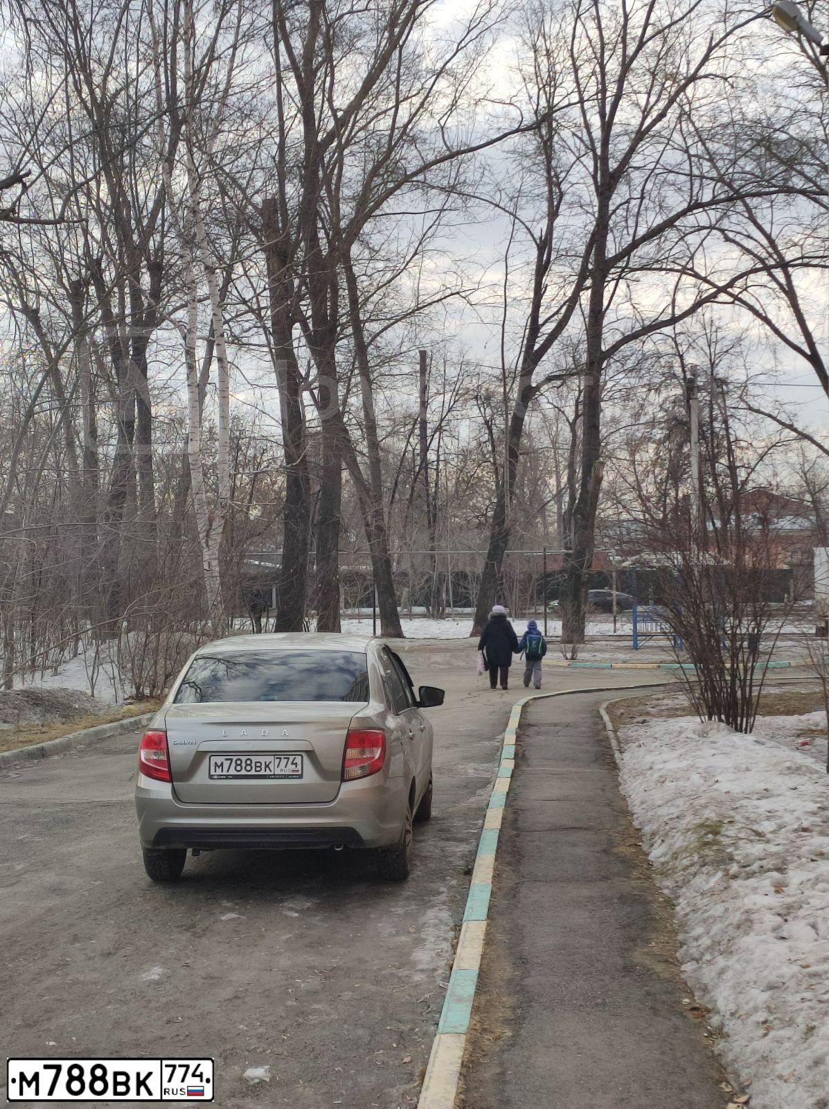Фото автомобиля LADA GRANTA 219040, 2022 — госномер М788ВК774. Цвет: СЕРЫЙ