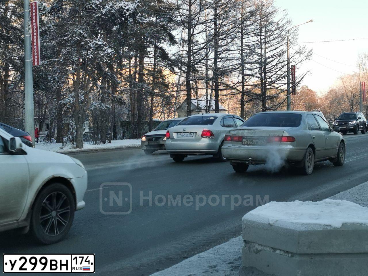 Фото автомобиля TOYOTA CAMRY, 1999 — госномер У299ВН174. Цвет: СЕРЕБРИСТЫЙ