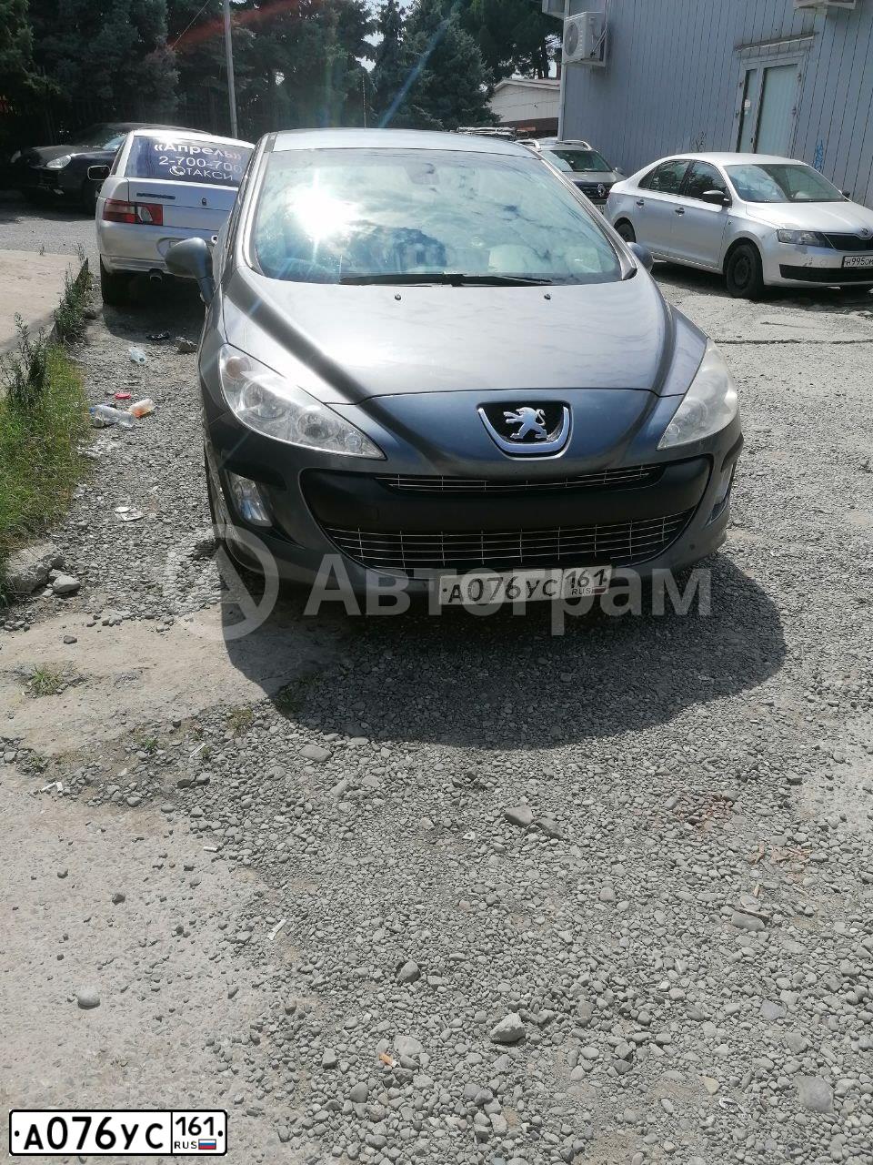 Фото автомобиля PEUGEOT 308, 2008 — госномер А076УС161. Цвет: СЕРЫЙ ТЕМНЫЙ