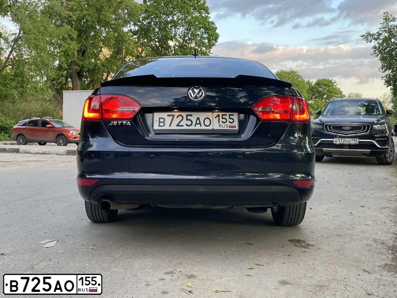 Фото автомобиля VOLKSWAGEN JETTA, 2012 — госномер О742ТН797. Цвет: ЧЕРНЫЙ