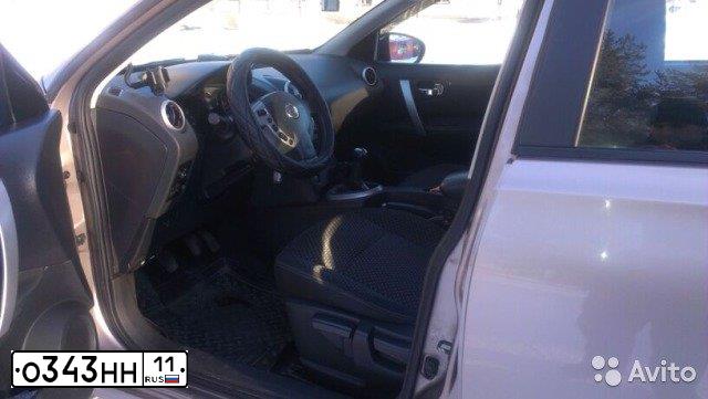 Фото автомобиля NISSAN QASHQAI, 2007 — госномер Р911ЕО11. Цвет: СВЕТЛО-КОРИЧНЕВЫЙ