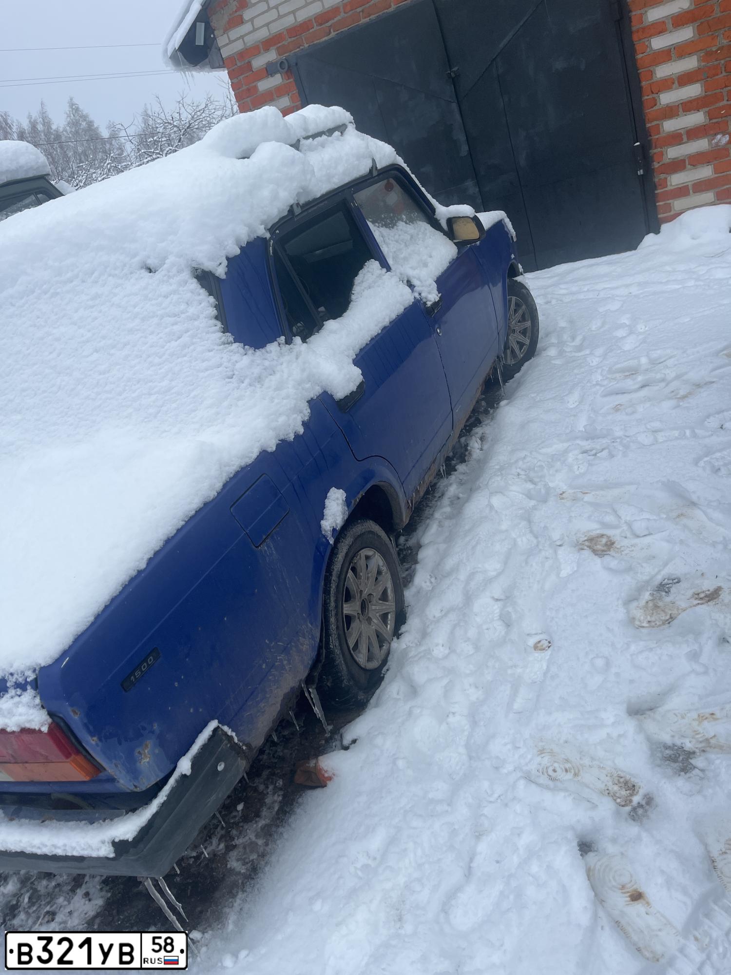 Фото автомобиля LADA 2107, 2000 — госномер В321УВ58. Цвет: ТЕМНО-ГОЛУБОЙ