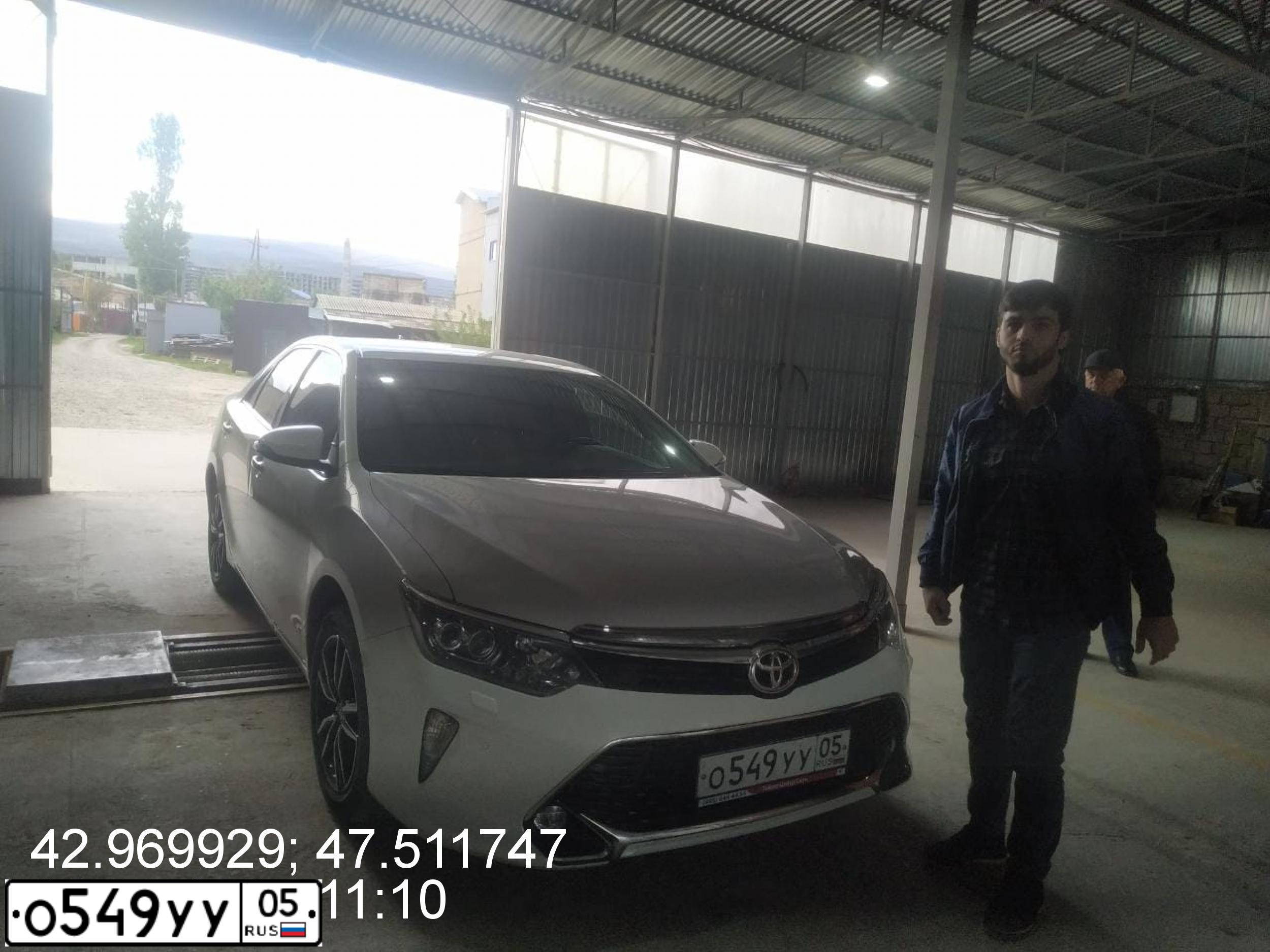 Фото автомобиля TOYOTA CAMRY, 2017 — госномер У166УР05