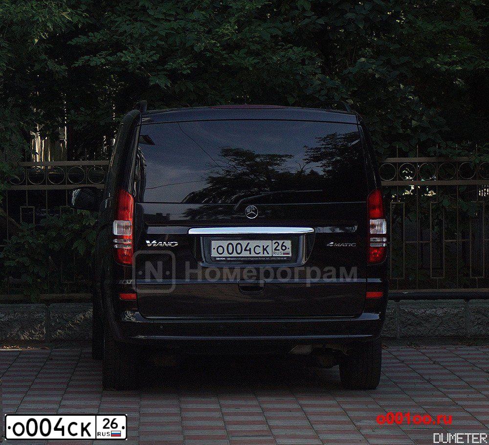 Фото автомобиля TOYOTA LANDCRUISER 200, 2011 — госномер К815НВ95. Цвет: СЕРЕБРИСТЫЙ