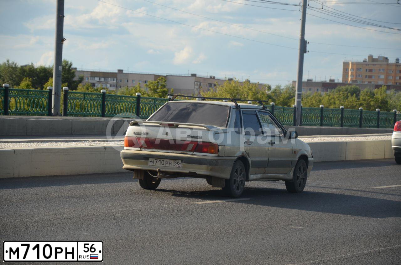 Фото автомобиля LADA 2115 SAMARA, 2005 — госномер М710РН56. Цвет: СЕРЕБРИСТО-БЕЖЕВЫЙ