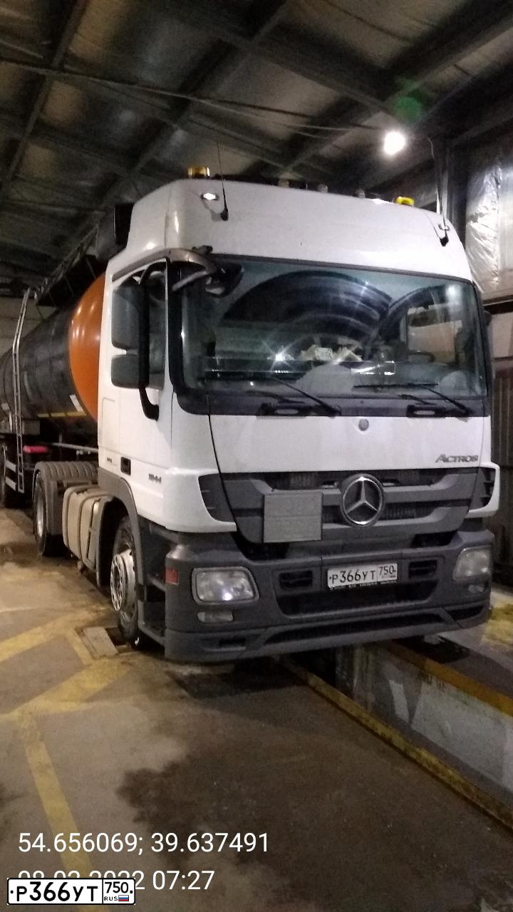 Фото автомобиля MERCEDES ACTROS, 2018 — госномер А433МТ797. Цвет: Белый