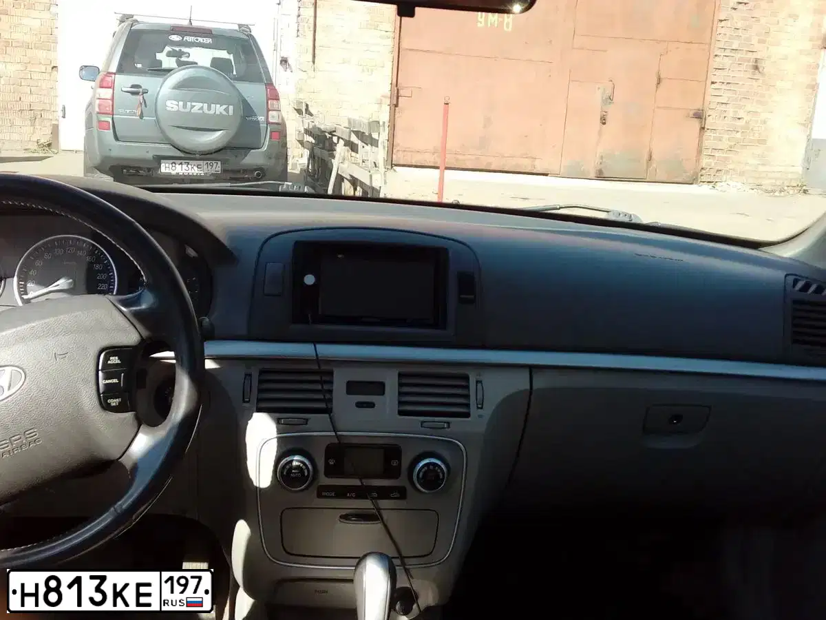 Фото автомобиля SUZUKI /GRAND/ VITARA, 2007 — госномер А505КО790. Цвет: СЕРЫЙ