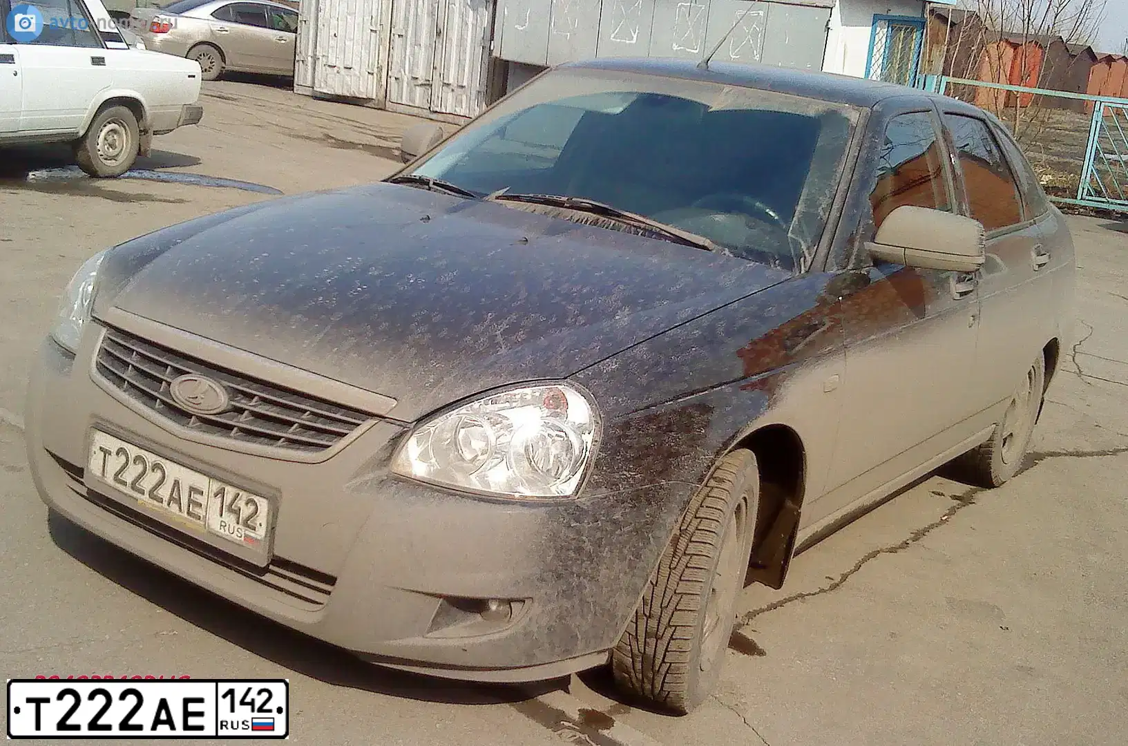 Фото автомобиля LADA 2172 PRIORA, 2012 — госномер Т222АЕ142. Цвет: Сине-Черный
