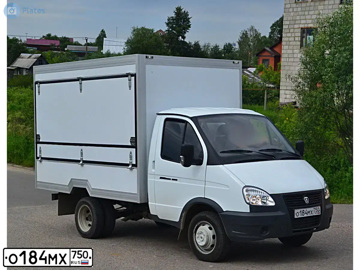 Фото автомобиля GAZ 3009, 2016 — госномер С795РУ40. Цвет: Белый