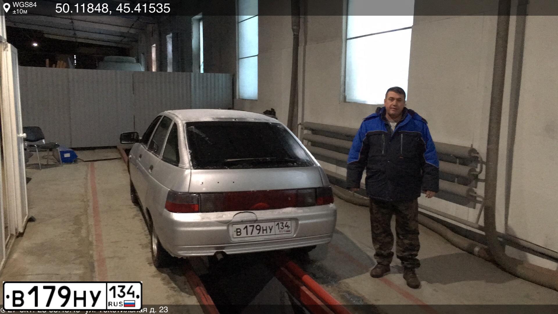 Фото автомобиля LADA 2112, 2002 — госномер В179НУ134. Цвет: СВЕТЛО СЕРЕБРИСТЫЙ МЕТАЛЛ