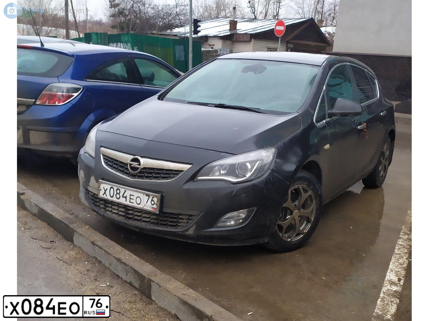 Фото автомобиля OPEL ASTRA, 2011 — госномер О089ОС790. Цвет: ЧЕРНЫЙ