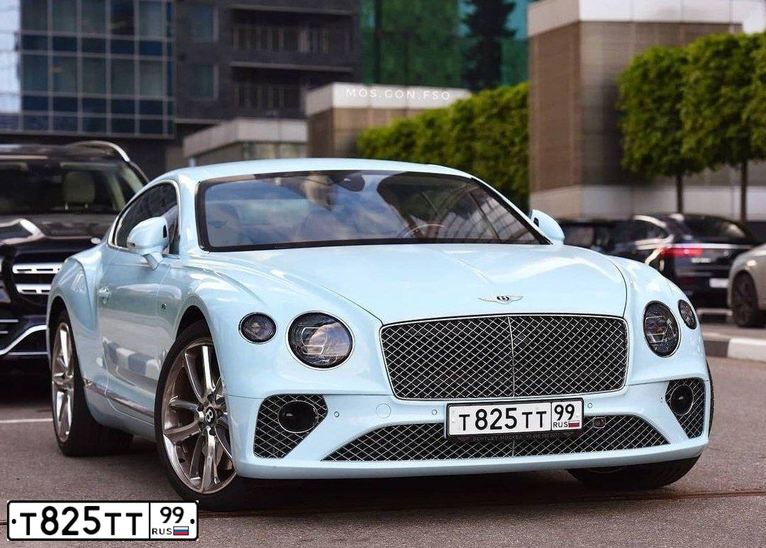 Фото автомобиля PORSCHE CAYENNE, 2011 — госномер В413ВТ92. Цвет: ЧЕРНЫЙ