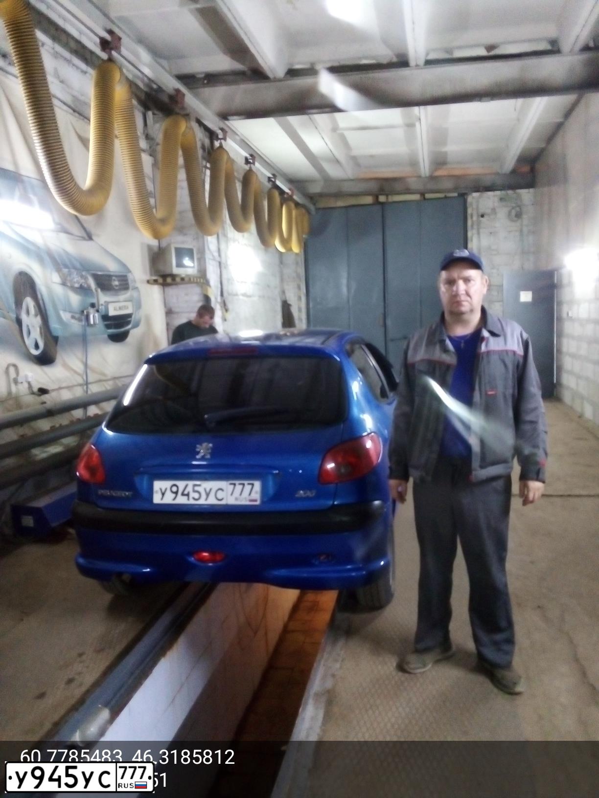 Фото автомобиля ПЕЖО 206, 2007 — госномер М384ТТ35. Цвет: ЯРКО-СИНИЙ
