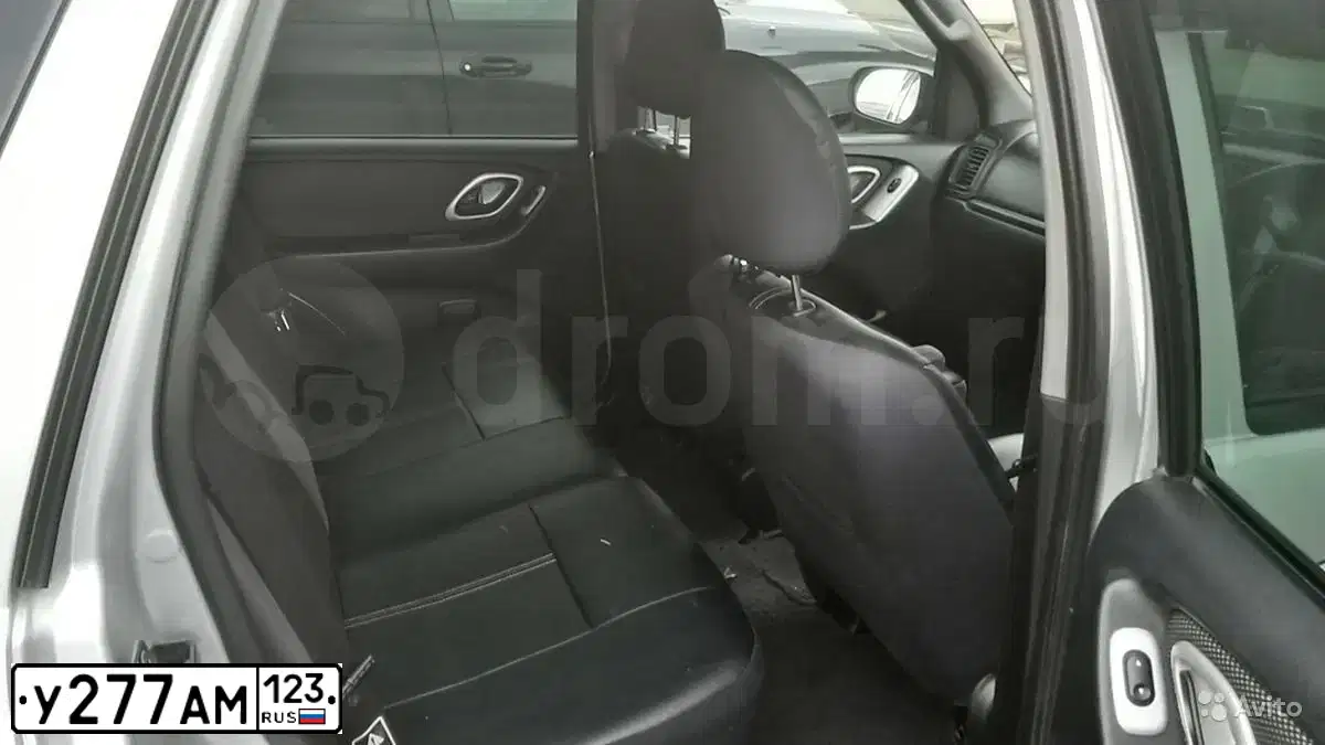 Фото автомобиля MAZDA TRIBUTE, 2002 — госномер У277АМ123