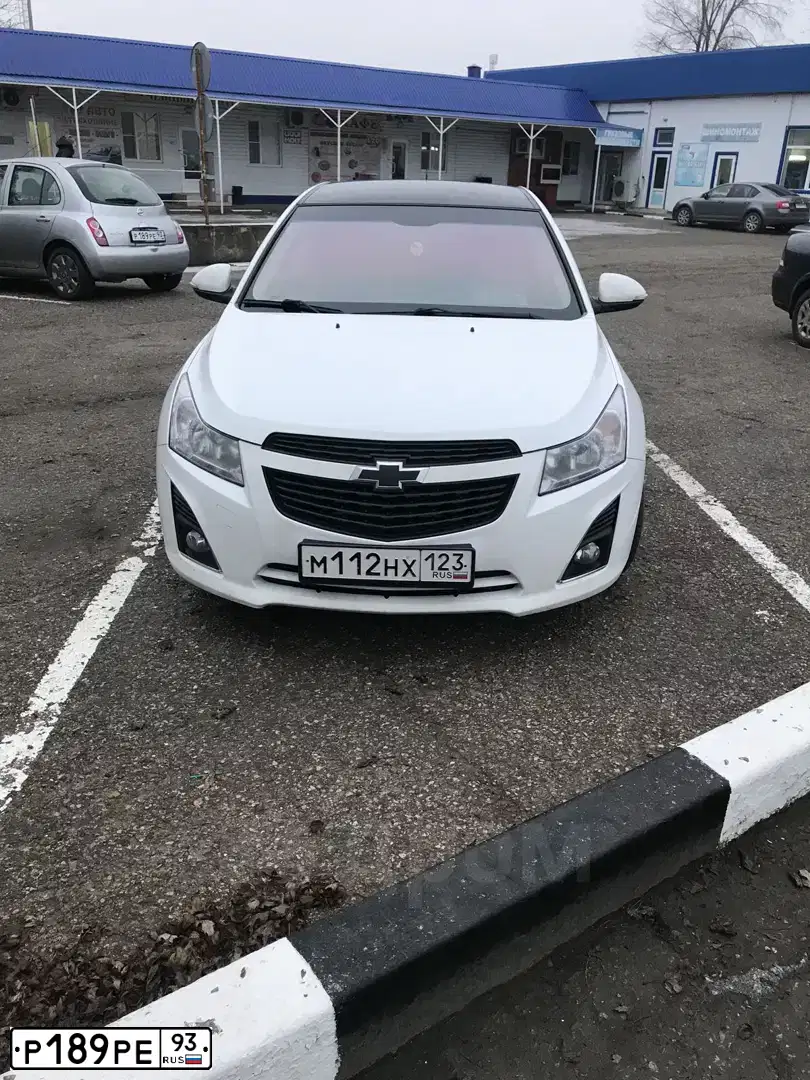 Фото автомобиля NISSAN MICRA, 2005 — госномер Е868НК82. Цвет: СЕРЕБРИСТЫЙ