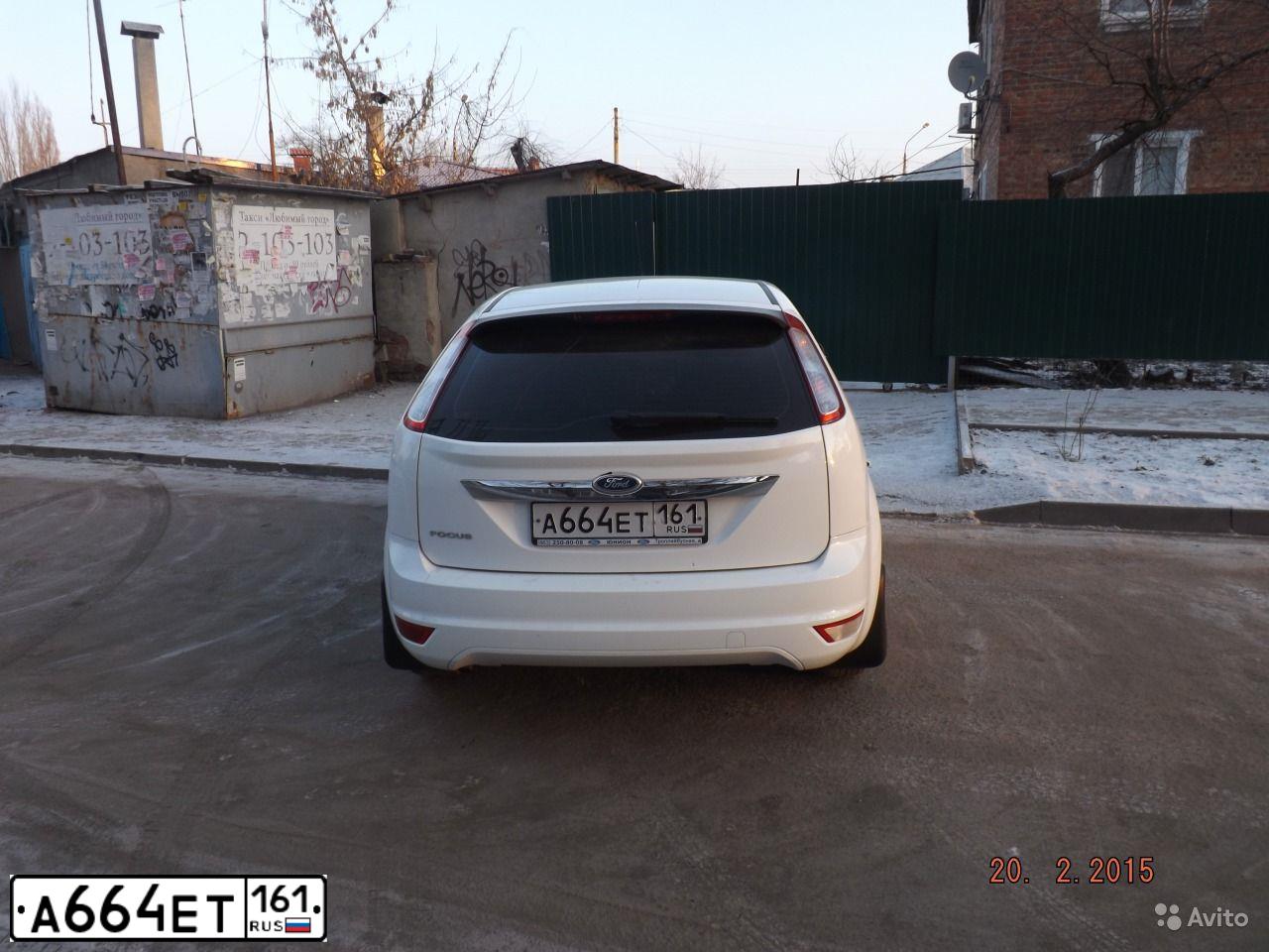 Фото автомобиля FORD FOCUS, 2009 — госномер А664ЕТ161. Цвет: Белый