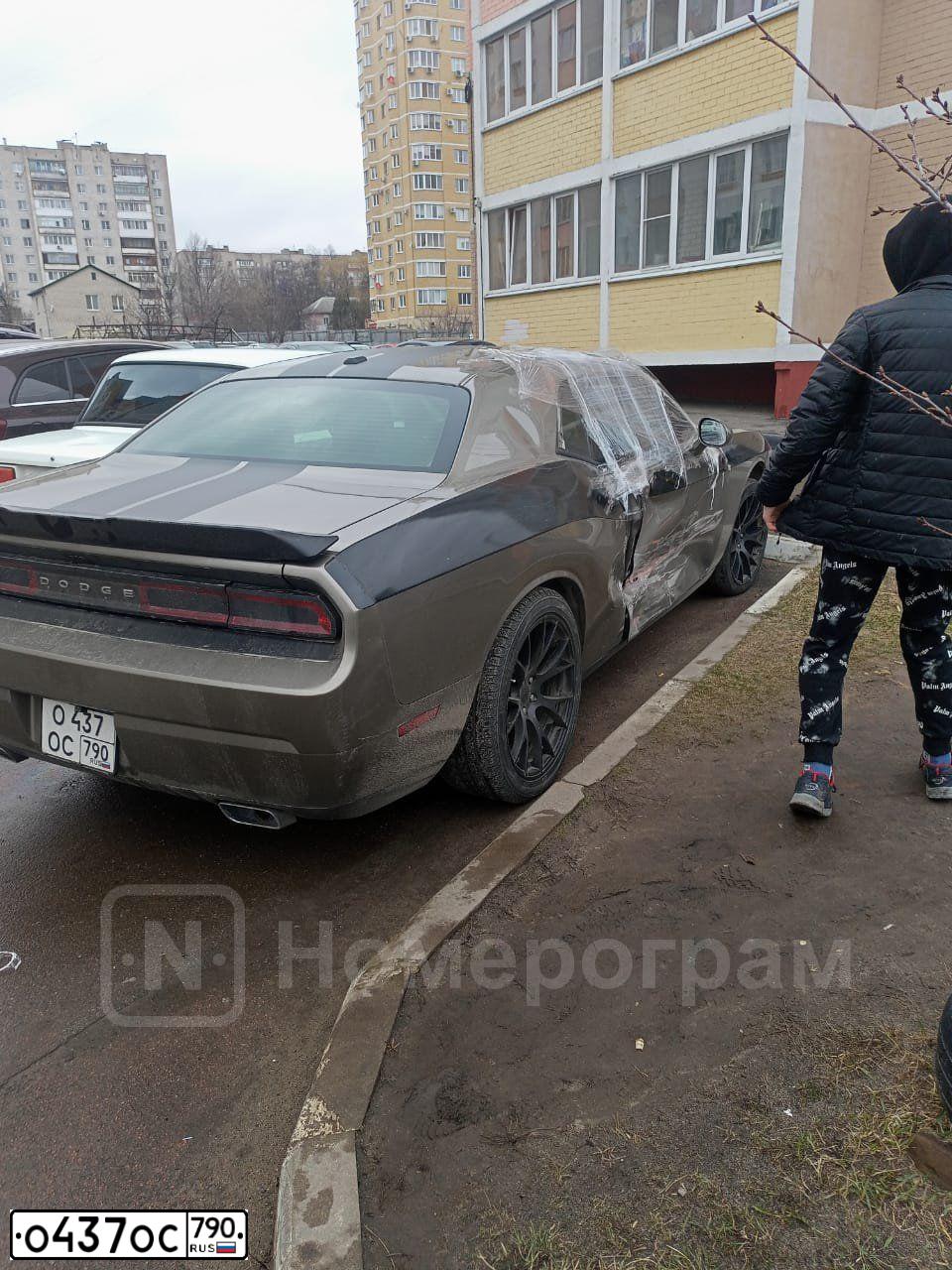 Фото автомобиля DODGE CHALLENGER, 2013 — госномер О437ОС790