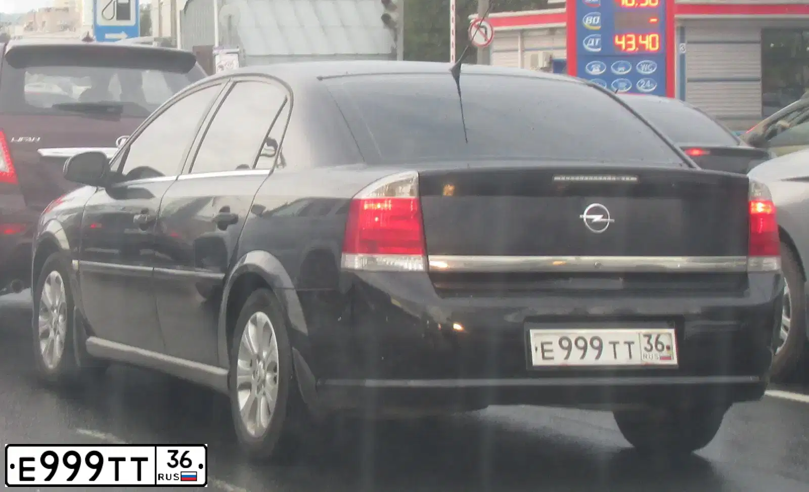 Фото автомобиля OPEL VECTRA, 2008 — госномер А777ТС36. Цвет: ЧЕРНЫЙ