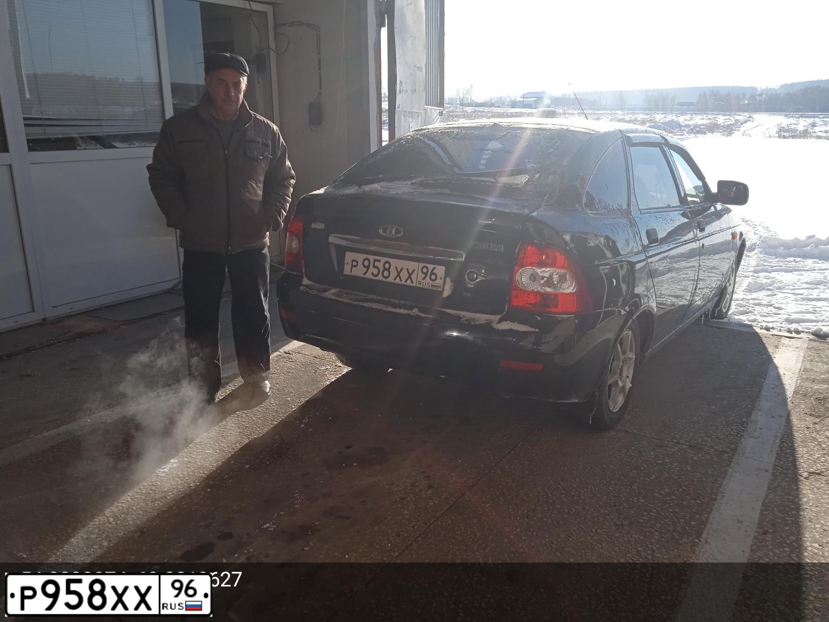Фото автомобиля LADA PRIORA, 2011 — госномер У855ВС774